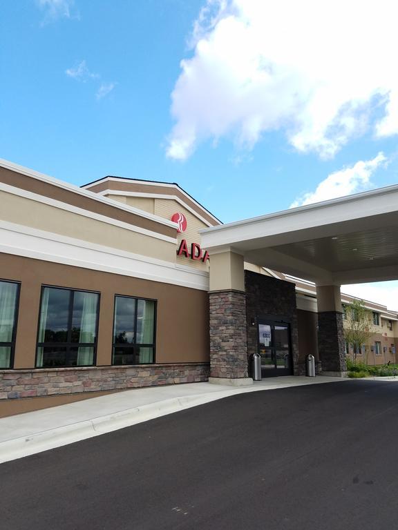 Ramada By Wyndham Minneapolis Golden Valley Exterior foto